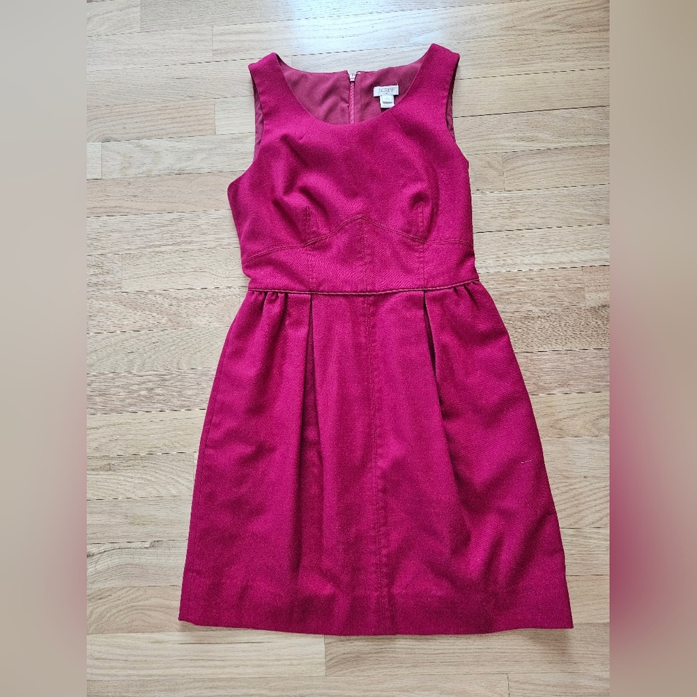 JCrew Petite pleated shift dress in wool flannel / PETITE 2 / RASPBERRY